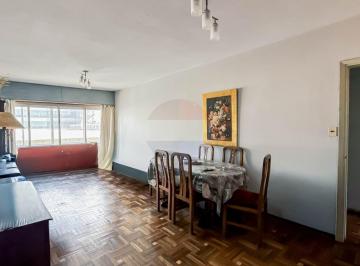 Departamento · 72m² · 3 Ambientes · 1 Cochera · Venta Apto Cordon 2 Dorm y Cochera