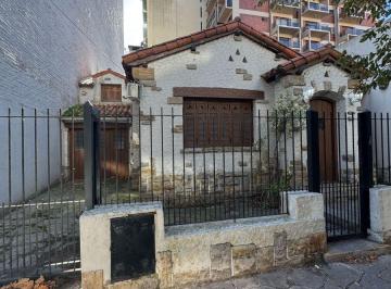 Casa de 4 ambientes, Mar del Plata · Chalet 4 Ambientes, en El Corazon de La Perla, Apto Desarrollo Inmobliario.