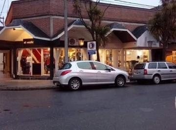 Local comercial · 160m² · 6 Ambientes · Locales en Venta - 6 Locales 2 Baños - 250 m² - Necochea