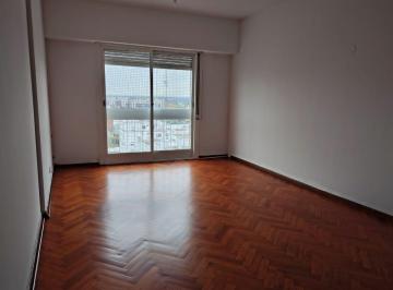 Departamento · 54m² · 3 Ambientes · Venta Departamento Morón Frente Plaza a Nuevo
