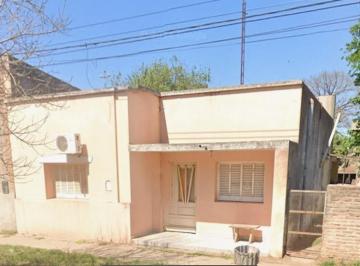 Casa · 444m² · 4 Ambientes · Casa en Las Rosas