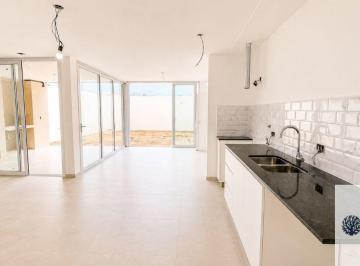 Casa de 3 ambientes, Neuquén · Anticipo 160.000 U$s y Saldo en 10 Cuotas - Casa 2 Dorm. a Estrenar - Nqn