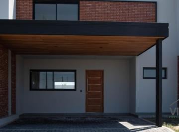 Casa de 5 ambientes, Córdoba · Excelente Duplex 3 Dorm. - Prados de Manantiales