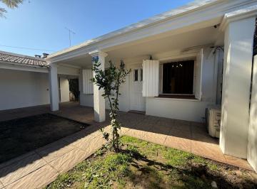 2.jpeg · Venta Casa 3 Ambientes en Moreno - Apto Crédito