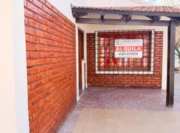Casa de 4 ambientes, General Gutiérrez · Alquilo Casa en Gutierrez - Maipu