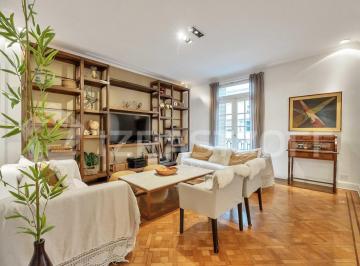 Departamento · 163m² · 5 Ambientes · 1 Cochera · Departamento Francés en Venta en Recoleta 4 Dorm. Reciclado con Cochera.