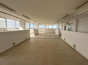 Oficina comercial · 200m² · Alquiler Oficina en Dolores 200 m² Luminoso