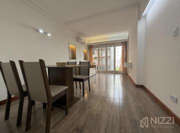 Departamento · 50m² · 3 Ambientes · 1 Cochera · 2 Ambientes C/dpcia y Cochera Reciclado