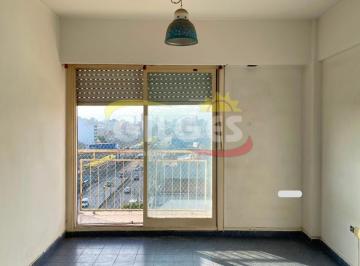 Departamento · 23m² · 1 Ambiente · Alquiler Departamento 1 Ambiente en Ramos Mejia con Balcón Al Frente