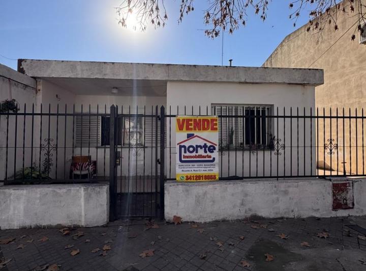 Casa · 76m² · 2 Dormitorios · 1 Cochera