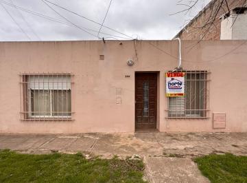 Casa · 150m² · 2 Dormitorios · Casa en Capitan Bermudez