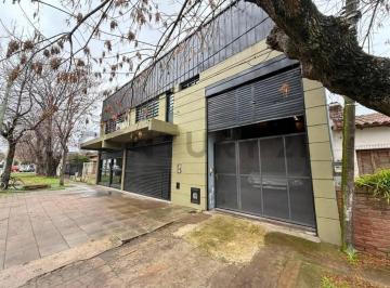 Bodega-Galpón · 669m² · 5 Cocheras · Excelente Inmueble Industrial y Comercial de 669 m² en Ubicación Estratégica | Tolosa