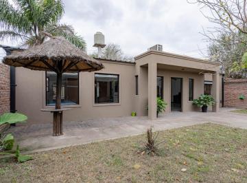 Casa · 90m² · 2 Ambientes · 2 Cocheras · PH en Venta de 2 Ambientes en Paso del Rey