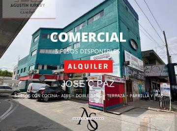 Local comercial · 480m² · 6 Ambientes · 2 Cocheras · Alquiler Local Comercial de 3 Pisos en Jose C Paz Centro