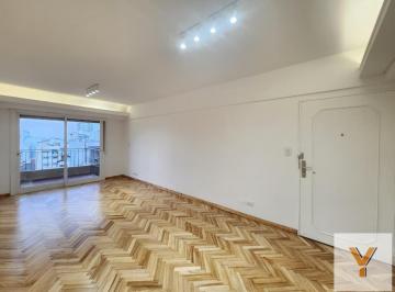 Departamento · 70m² · 4 Ambientes · Departamento en Venta - 3 Dorm. 2 Baños - 73 m - Caballito