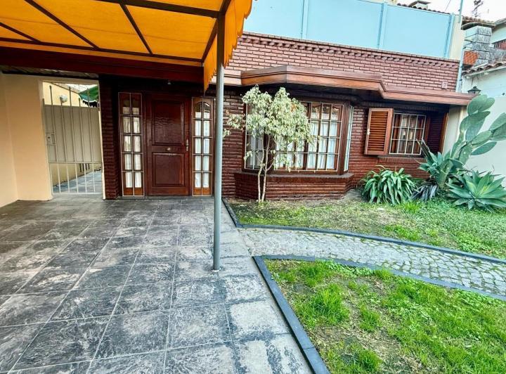 Casa · 80m² · 3 Ambientes · 1 Cochera