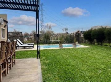 Casa de 5 ambientes, Escobar · Casa en Venta y Alquiler en Una Planta en Club de Campo Manuel Belgrano