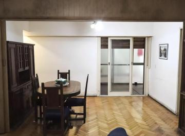 Departamento · 87m² · 4 Ambientes · 1 Cochera · Departamento de 4 Ambientes con 2 Patios en Edificio con Seguridad 24 Hs y Cochera