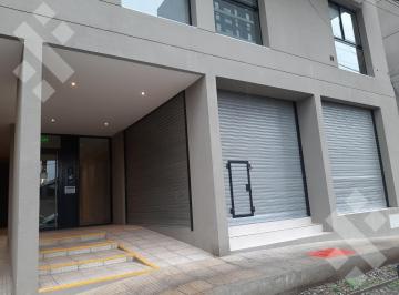 Local comercial · 100m² · 3 Ambientes · Alquiler Local Comercial Islas Malvinas 730 Nqn