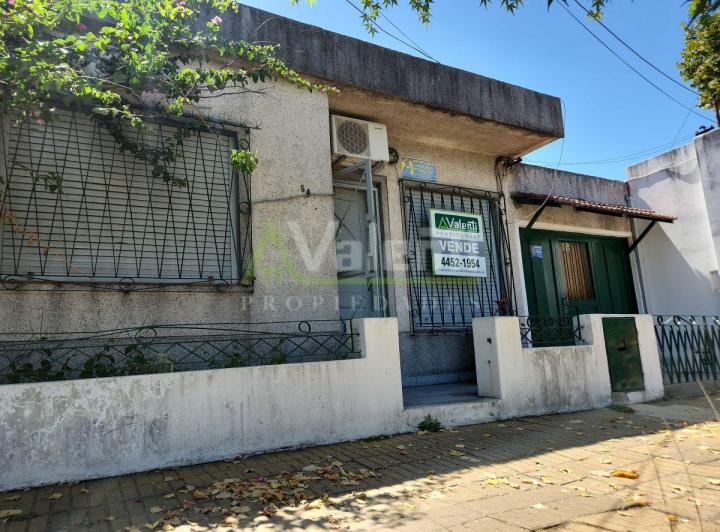 Casa · 80m² · 3 Ambientes · 1 Cochera