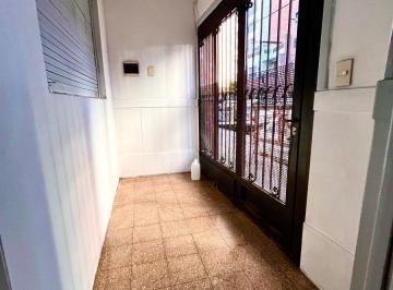 PH de 3 ambientes, Avellaneda · PH Planta Baja Al Frente Centro de Avellaneda