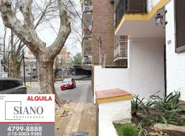 Departamento de 3 ambientes, Vicente López · A Pasos de La Estación La Lucila.
