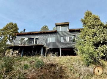 Casa · 170m² · 4 Ambientes · Casa de 3 Dorm. - 170 m² en Lote de 2500 m² - Los Riscos