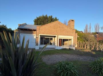 Casa de 5 ambientes, Monte Hermoso · Casa de 117 m² con 3 Dorm. en Venta en Monte Hermoso