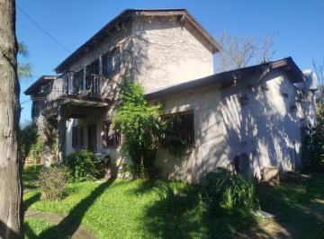 Casa · 127m² · 4 Ambientes · 2 Cocheras · Venta Casa Tipo Quinta 4 Ambientes Pileta Parque Apto Credito Virrey del Pino