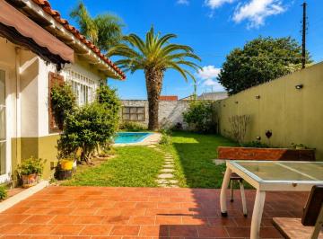 Casa de 4 ambientes, Quilmes · Imperdible Chalet en El Centro de Quilmes