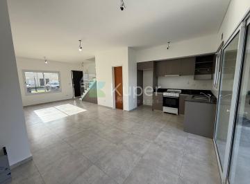 Casa · 113m² · 4 Ambientes · 2 Cocheras · Venta Duplex 3 Dorm. Oportunidad La Angelica, Pilar, G. B. a. Zona Norte