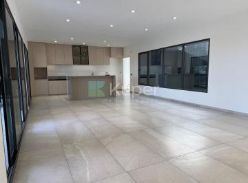 Casa · 197m² · 4 Ambientes · 2 Cocheras · Casa en Venta en El Naudir, Escobar, G. B. a. Zona Norte