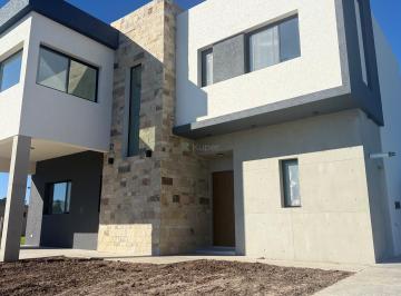 Casa · 186m² · 5 Ambientes · 1 Cochera · Casa en Venta en Santa Elisa, Pilar del Este, Pilar