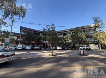 Local comercial · 30m² · 2 Ambientes · 1 Cochera · Local en Villa Nueva de Guaymallen