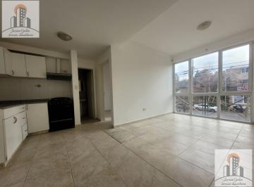 Departamento · 42m² · 2 Ambientes · 1 Cochera · Departamento en Capital
