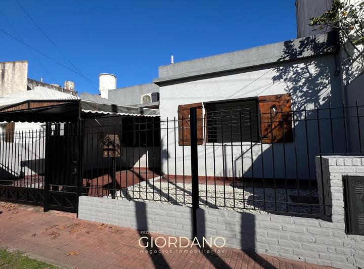 Casa · 87m² · 3 Ambientes · 1 Cochera