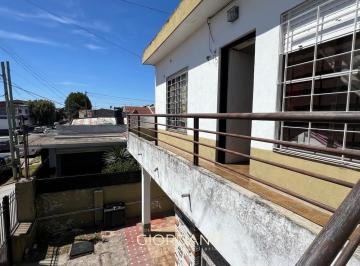 Casa · 52m² · 3 Ambientes · Venta Casa en Bernal Oeste