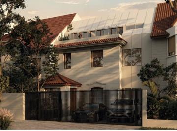 Casa · 496m² · 6 Ambientes · 4 Cocheras · Casa en Belgrano R 6 Ambientes 4 Cocheras