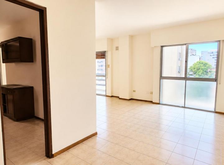 Departamento · 75m² · 5 Ambientes · 1 Cochera