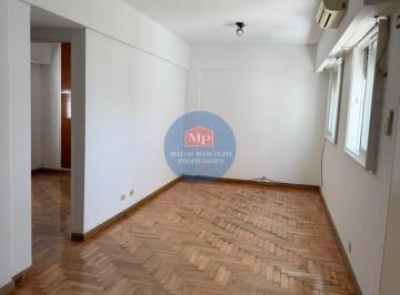 Departamento · 50m² · 3 Ambientes · 1 Cochera · Departamento en Alquiler en Caballito, Capital Federal, Buenos Aires