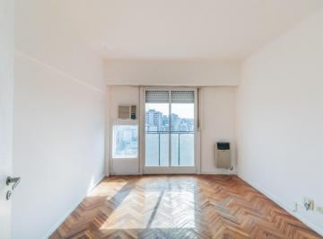 Departamento · 73m² · 4 Ambientes · Departamento en Venta en Flores, Capital Federal, Buenos Aires