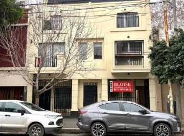PH de 2 ambientes, Parque Chacabuco · PH en Planta Baja con Entrada Independiente y Patio. Sin Expensas