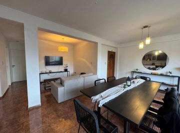 Departamento de 4 ambientes, La Plata · Departamento en Venta en La Plata