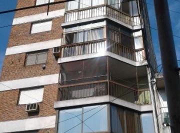 Departamento · 45m² · 2 Ambientes · Alquiler de Departamento Centro de Moron