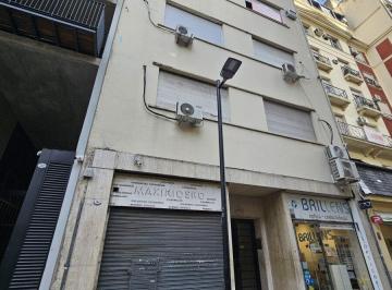 Local comercial · 89m² · 1 Ambiente · Local a Reciclar con Sótano y Entrepiso en El Corazón de Retiro Pb 44 m²