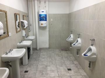 Bodega-Galpón · 2000m² · 1 Ambiente · 10 Cocheras · Depósito en Alquiler 2.000 m² - Sobre Acc. Oeste Excelente