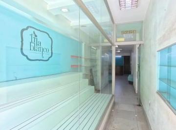 Local comercial · 240m² · 1 Ambiente · Local en Alquiler