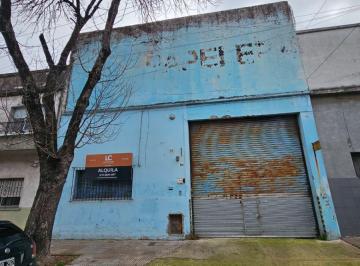 Bodega-Galpón , Parque Chacabuco · Galpón en Alquiler en Calle Zañartú Parque Chacabuco