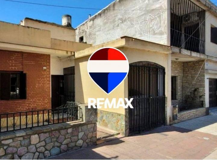 Casa · 180m² · 5 Ambientes · 1 Cochera