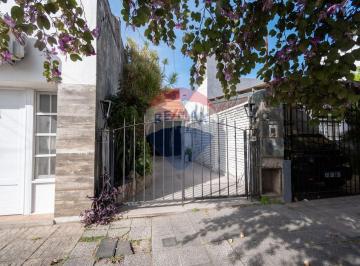 Casa · 131m² · 5 Ambientes · Venta Casa a Refaccionar